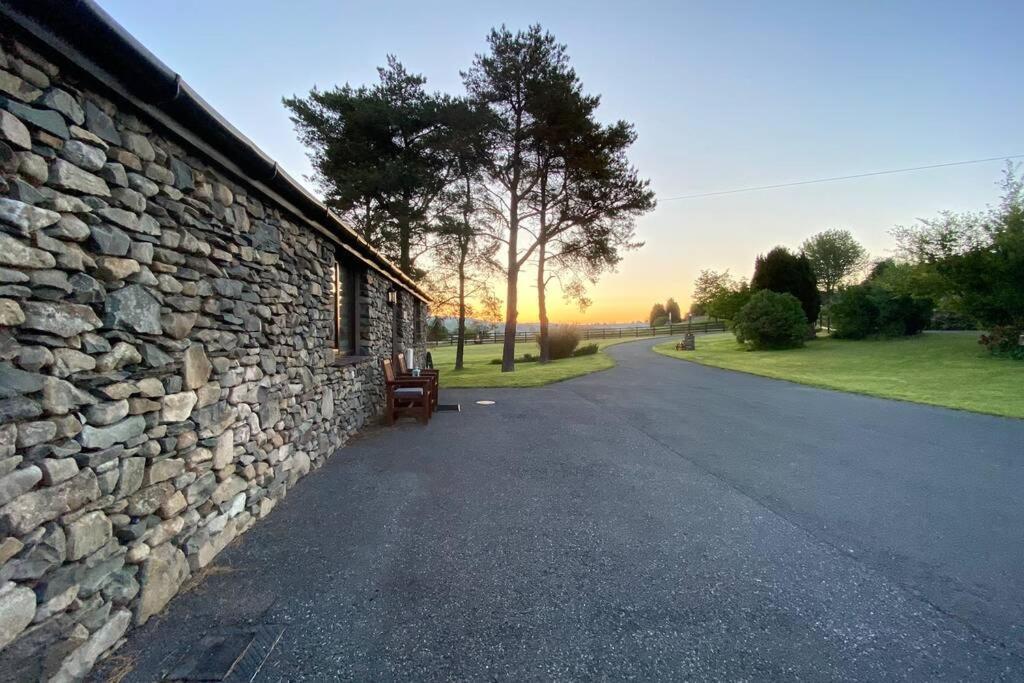 Lake District Romantic Get Away In 1 Acre Gardens Off M6 Penrith Exterior photo
