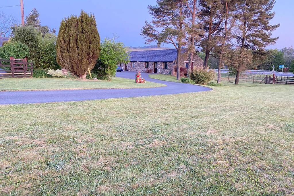 Lake District Romantic Get Away In 1 Acre Gardens Off M6 Penrith Exterior photo