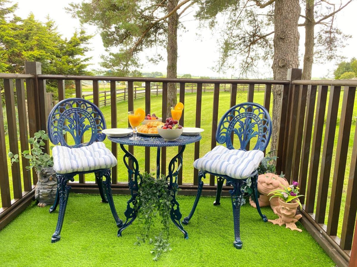 Lake District Romantic Get Away In 1 Acre Gardens Off M6 Penrith Exterior photo